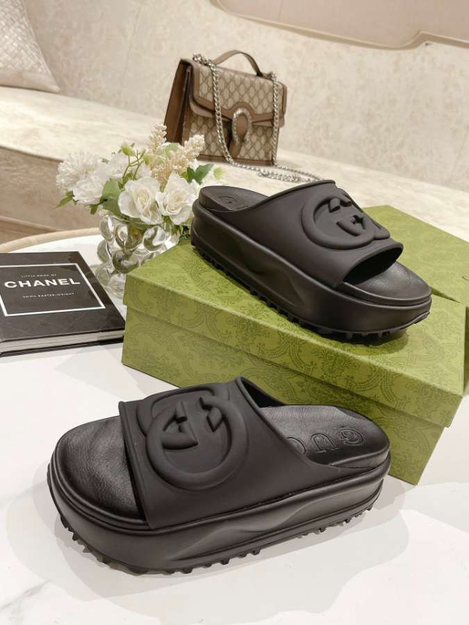 SANDALO GUCCI