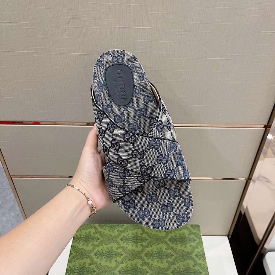 SANDALO GUCCI