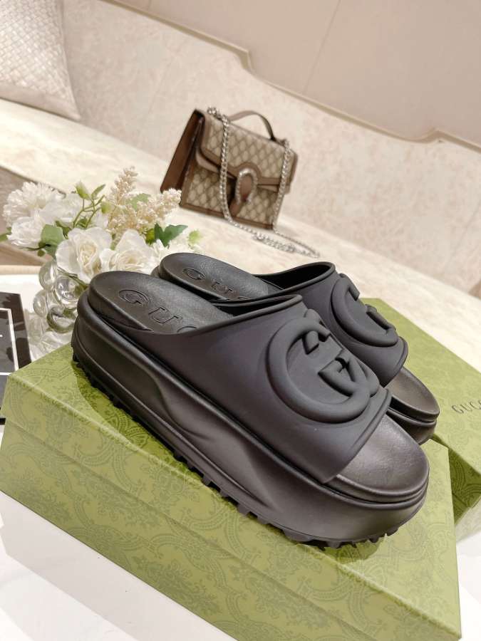 SANDALO GUCCI