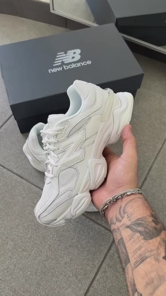 9060 white